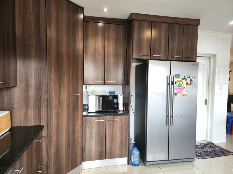 3 Bedroom Property for Sale in Summerstrand Eastern Cape